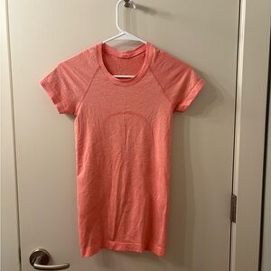 lululemon athletica Coral Short Sleeve Tee
